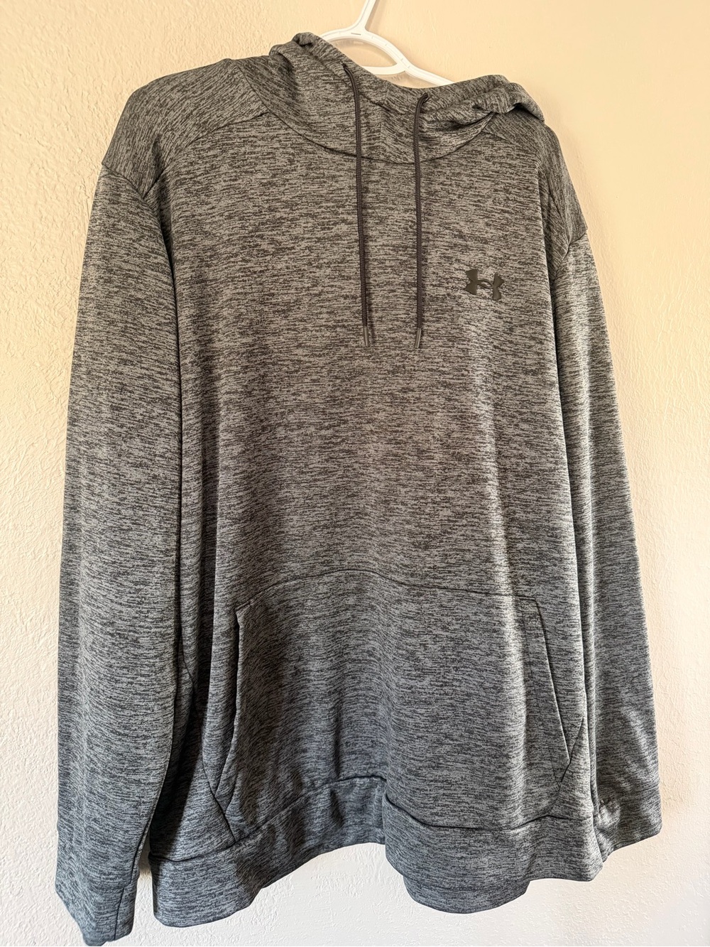 Men’s size 3X XXL Under Armour pullover fleece sweatshirt hoodie